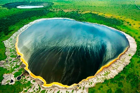 Queen-Elizabeth-Katwe-craters